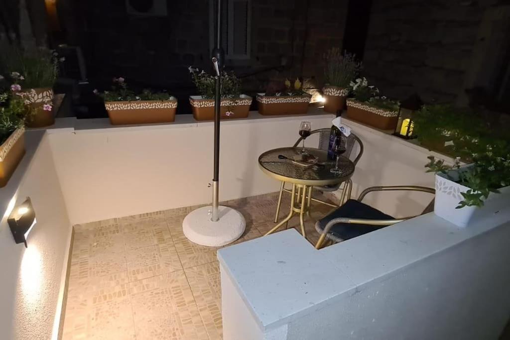 Diva 1,Stylish Old Town Studio Apartment Near Beach Split Exterior foto